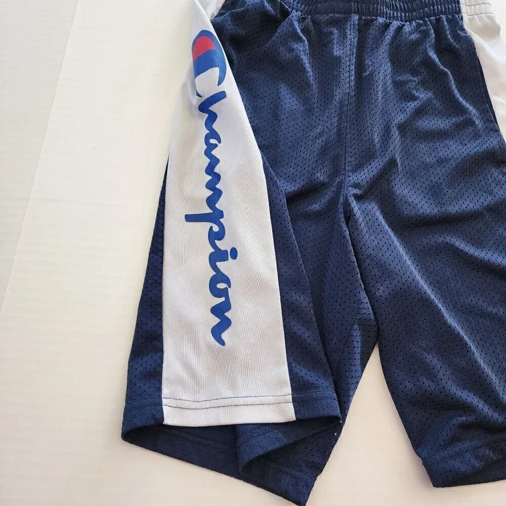 Champion shorts boys size XL Blue / white 9 inches inseam
